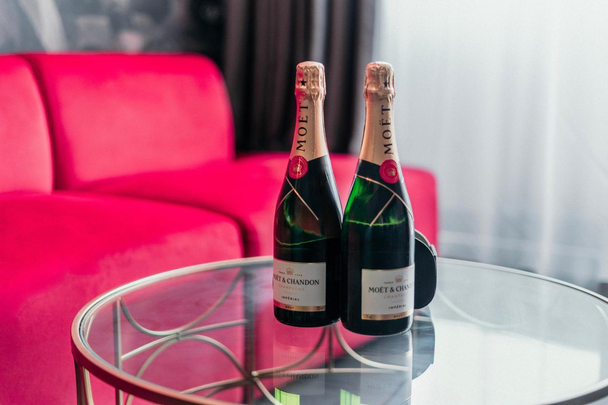 So City Hotel Adults Only San Giuliano Esterno foto